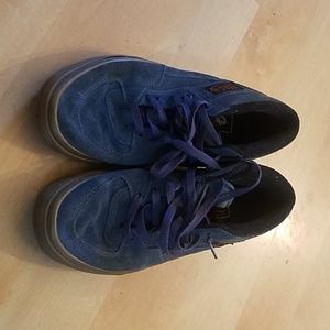 Van's 9 blue